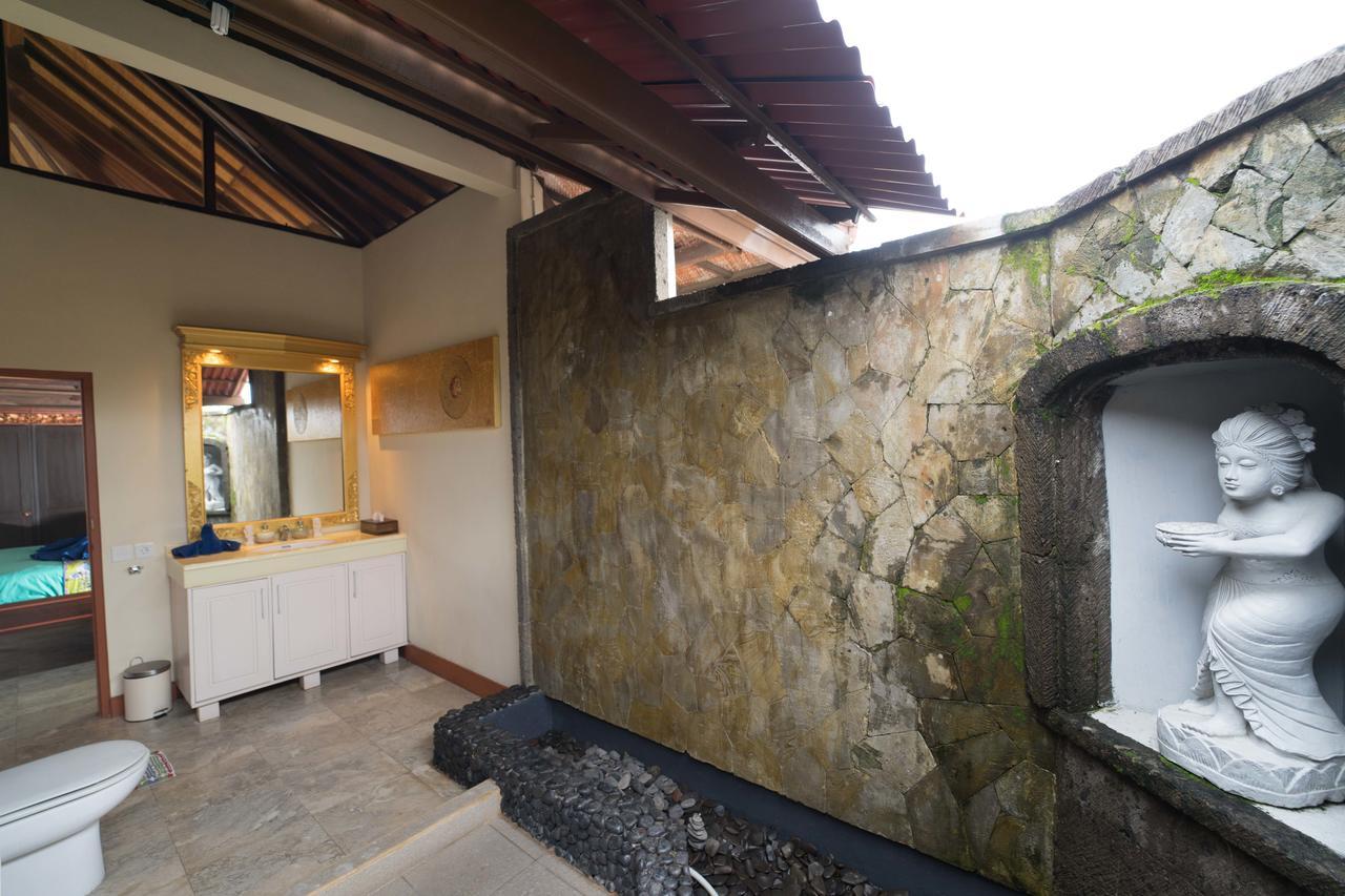Villa Mudha Bali 4 Bedrooms *